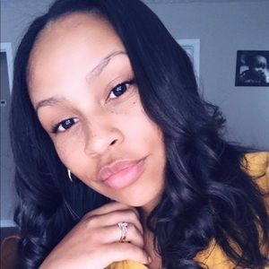 Meet your Posher, Sydnee